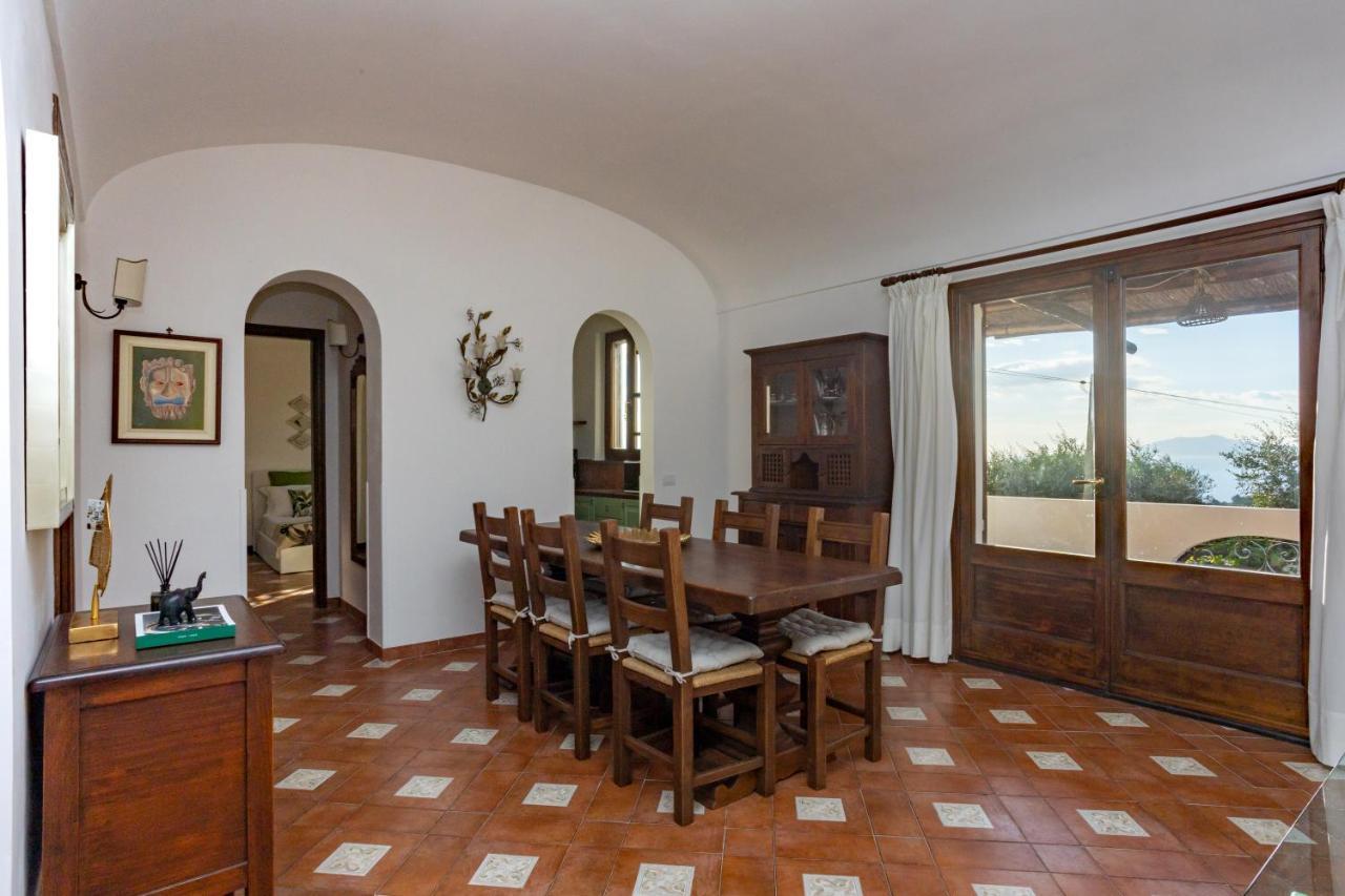 Villa Aurora Pool & Fitness Anacapri  Exterior photo